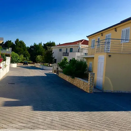 Appartement Puncet - 2br With Big Terrace And Bbq