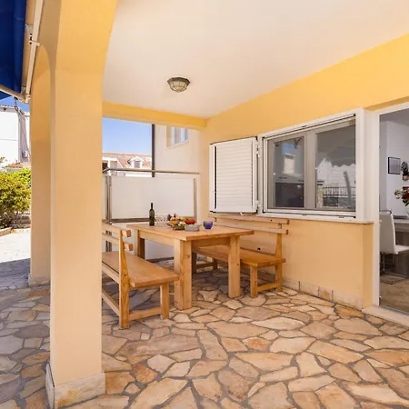 Puncet - 2br With Big Terrace And Bbq Daire Rogoznica (Sibenik-Knin)