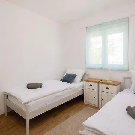 Daire Puncet - 2br With Big Terrace And Bbq
