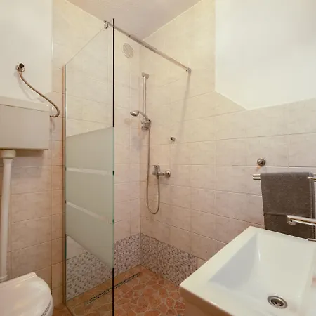 Puncet - 2br With Big Terrace And Bbq Daire *