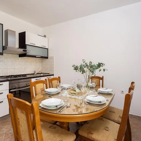 Puncet - 2br With Big Terrace And Bbq Daire *
