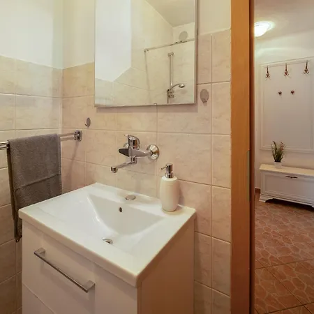 Puncet - 2br With Big Terrace And Bbq * Rogoznica (Sibenik-Knin)
