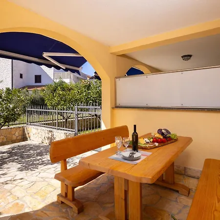 Puncet - 2br With Big Terrace And Bbq *