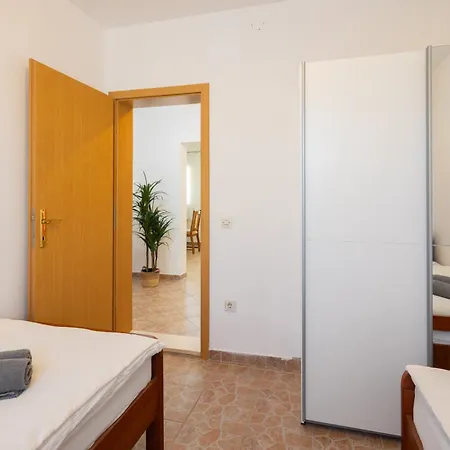 Daire Puncet - 2br With Big Terrace And Bbq