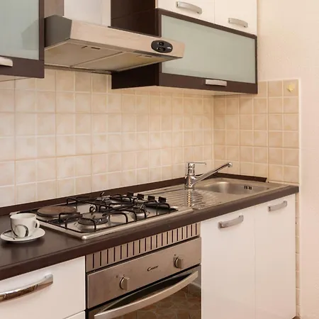Puncet - 2br With Big Terrace And Bbq * Rogoznica (Sibenik-Knin)