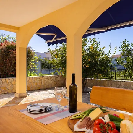Puncet - 2br With Big Terrace And Bbq *