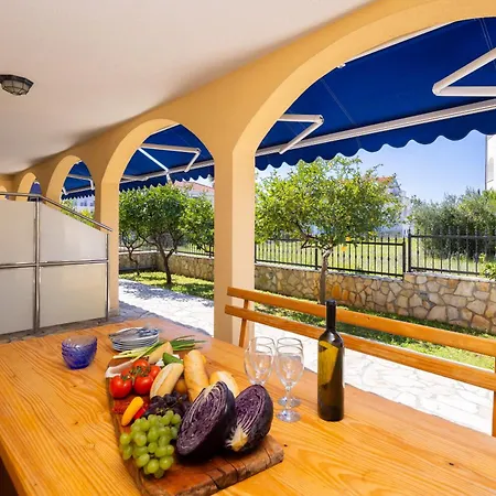 Puncet - 2br With Big Terrace And Bbq Daire