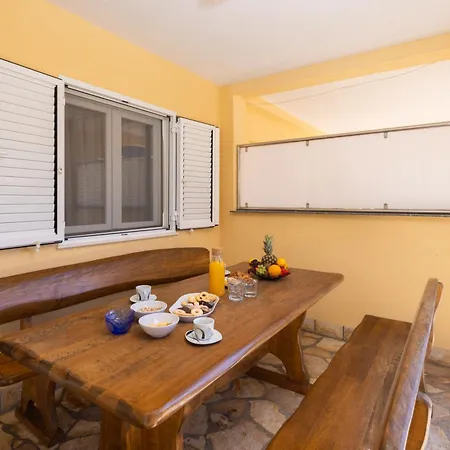 Puncet - 2br With Big Terrace And Bbq Daire *