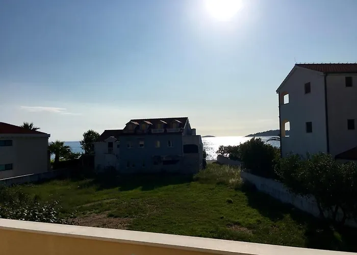 Appartement Puncet - 2br With Big Terrace And Bbq Rogoznica (Sibenik-Knin)