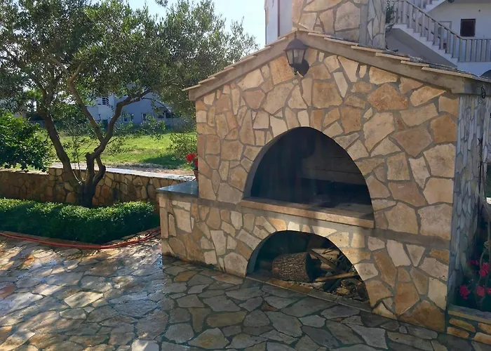 Puncet - 2br With Big Terrace And Bbq *